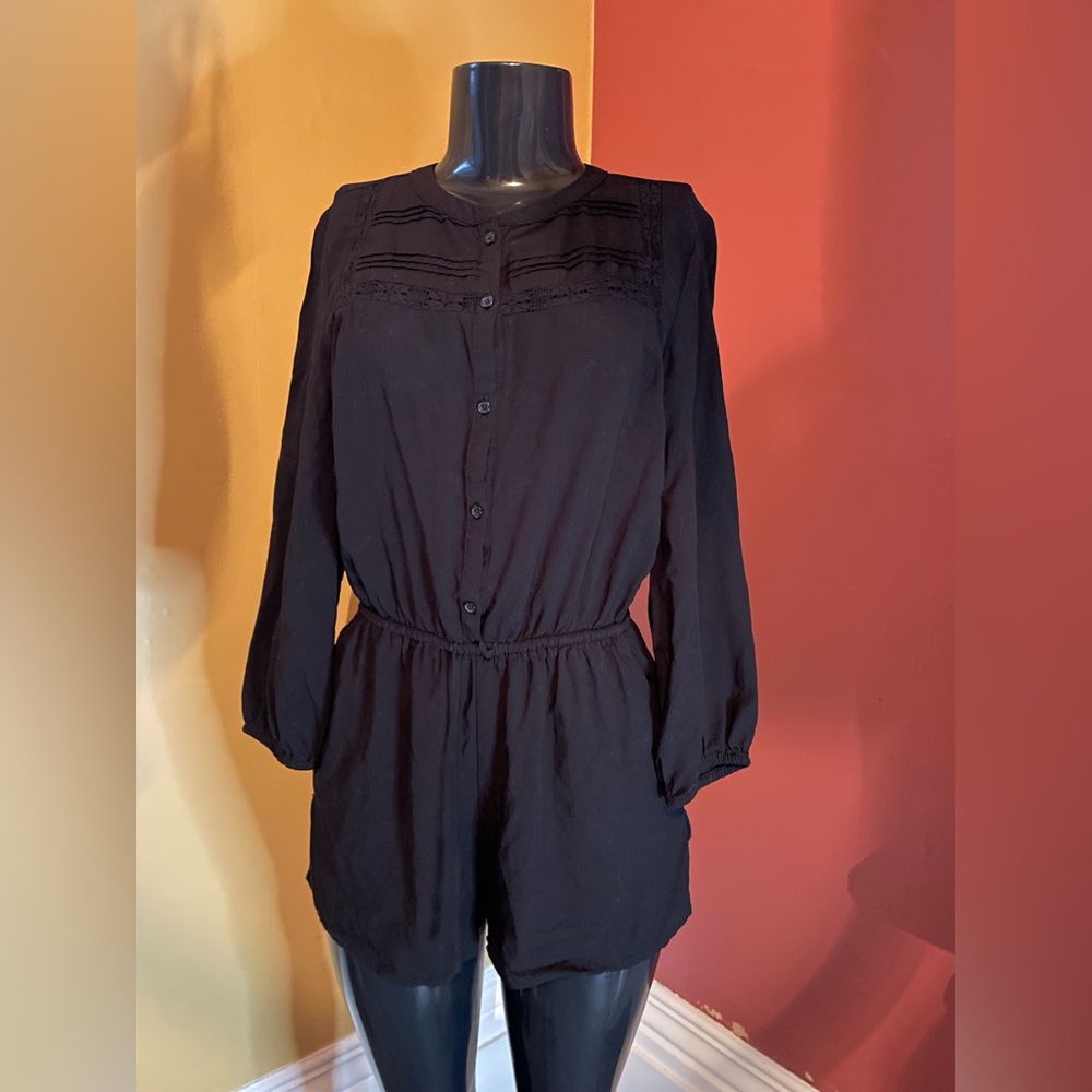 Women’s Old Navy Long Sleeve Romper ( small ) - Picture 1 of 4